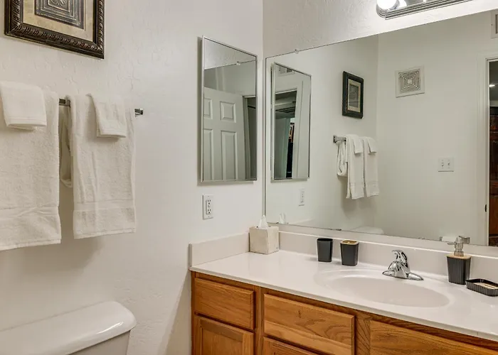 Holiday home 3 Mi To Talking Stick: W/ Community Perks! Scottsdale