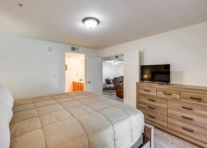 Holiday home 3 Mi To Talking Stick: W/ Community Perks! *